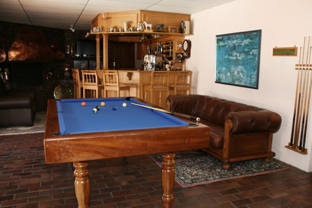Majorca House Bed & Breakfast Somerset West Exterior photo